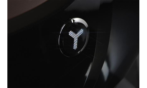Массажное кресло для дома YAMAGUCHI Axiom Black Edition
